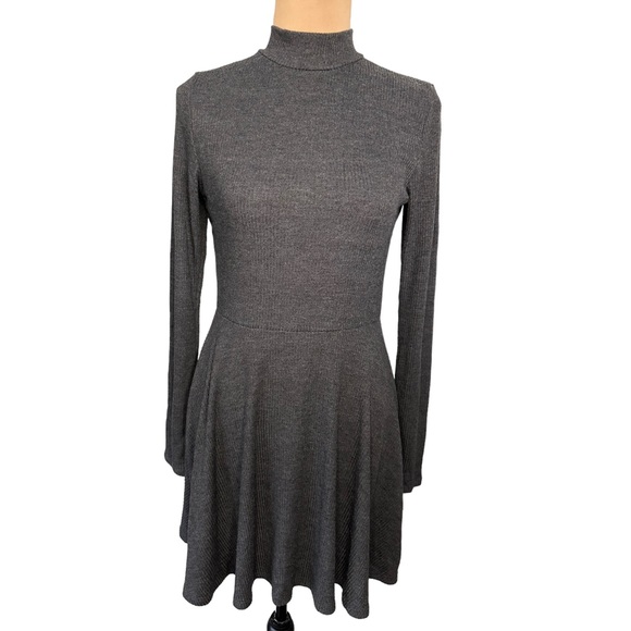 Silence + Noise Gray Knit Mock Neck Skater Dress w/ Back Cut Out Size L - Picture 1 of 5